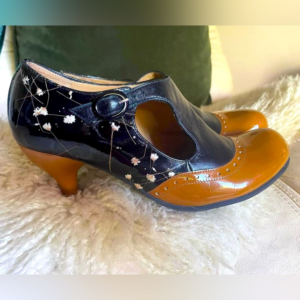 John Fluevog Shoes - Ella Baker - sz 8
